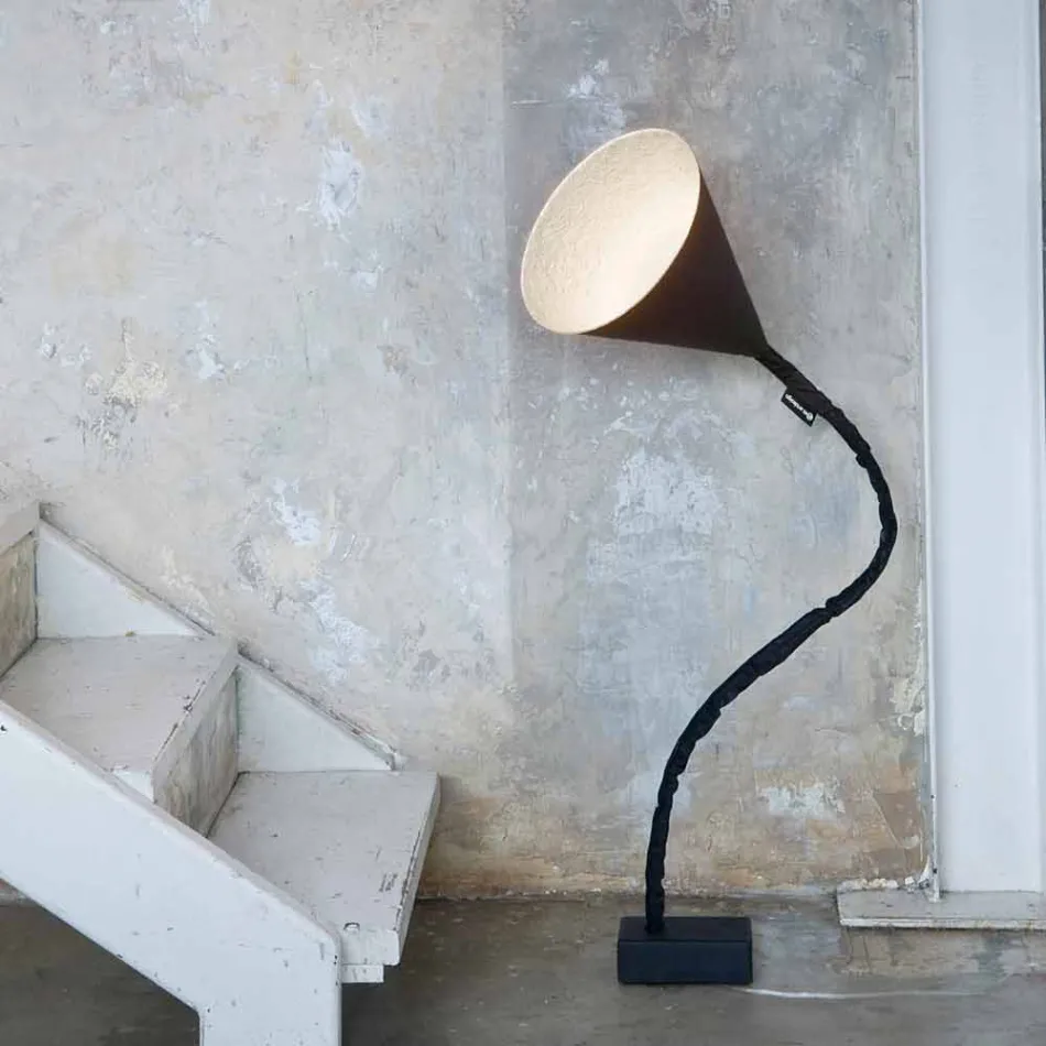 Moderní stojací lampa In-es. Design Květinová tabule z pryskyřice Viadurini