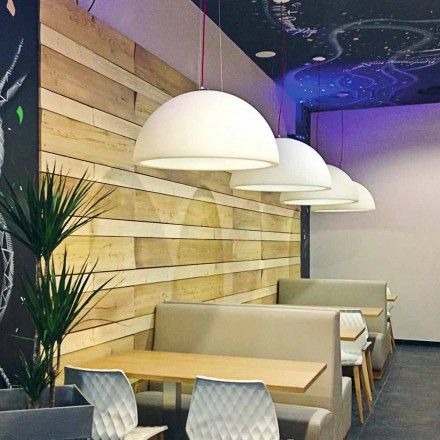 Barevné závěsné svítidlo Slide Cupole polyethylen vyrobené v Itálii Viadurini