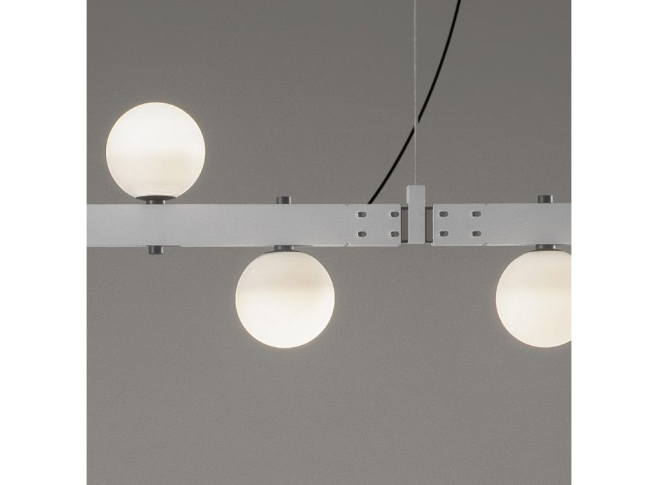 Design závěsné lampy Bílý hliník se skleněnými koulemi a reflektory - Exodus Viadurini