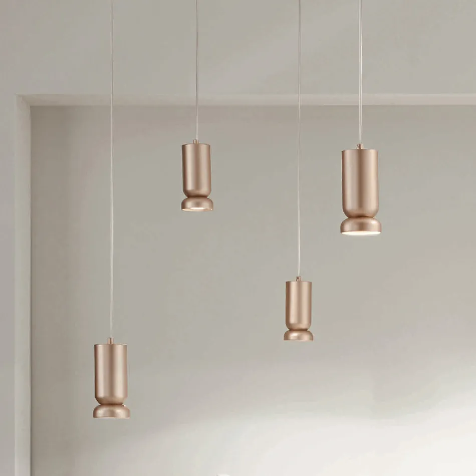 Moderní lustr z práškově lakovaného hliníku s nastavitelným kabelem - Buxus Viadurini