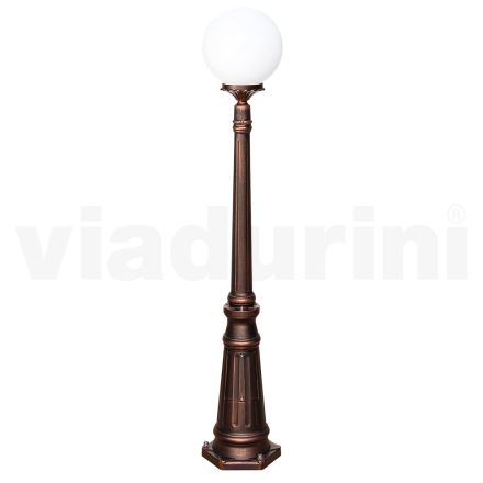 145 cm vysoká pouliční lampa z černého akrylu a hliníku vyrobená v Itálii - Trovanero Viadurini