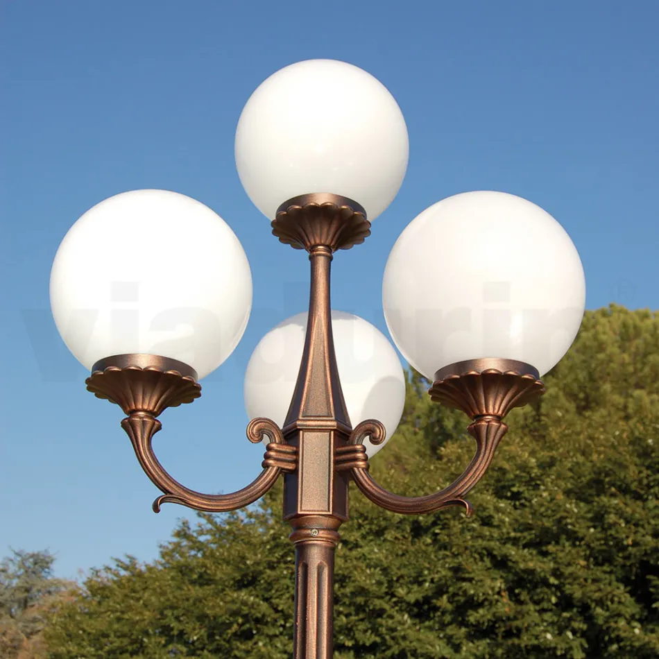 270 cm vysoká pouliční lampa v černém akrylu a hliníku Made in Italy - Trovanero Viadurini