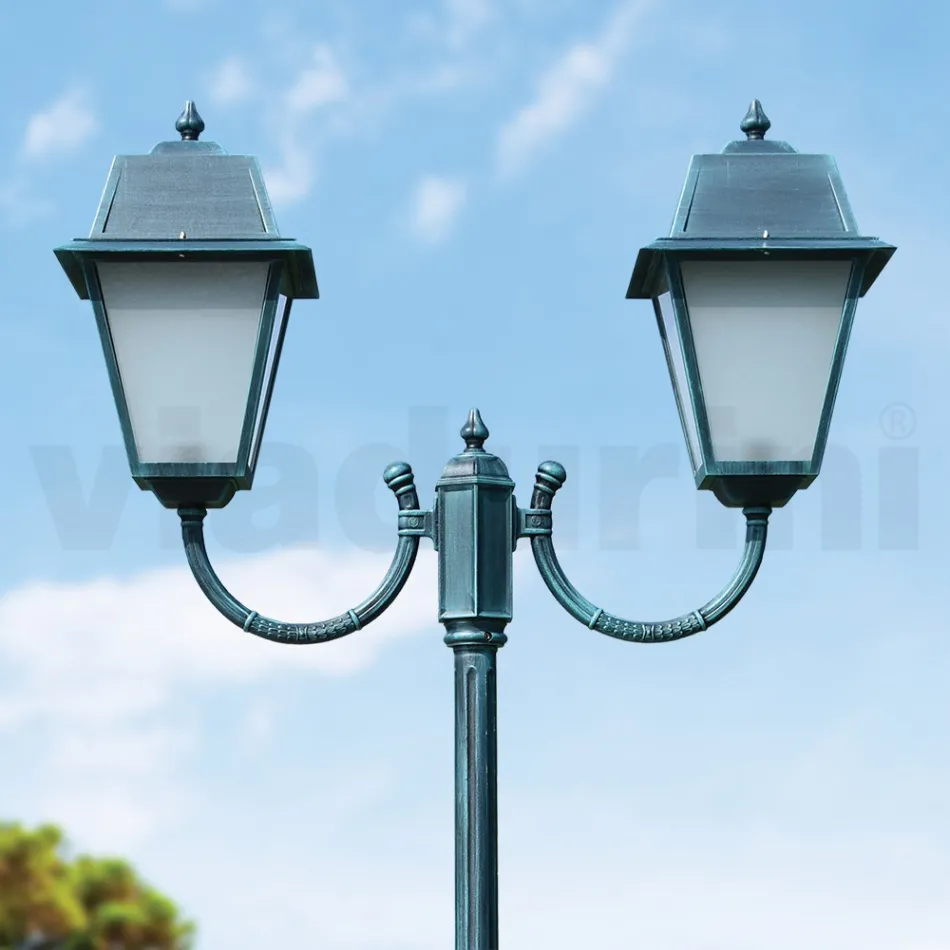 Vintage lampový sloup se 2 světly z hliníku a skla Made in Italy - Doroty Viadurini