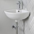 Klasický designový rohový dřez z bílé keramiky s jedním otvorem - křemičitý