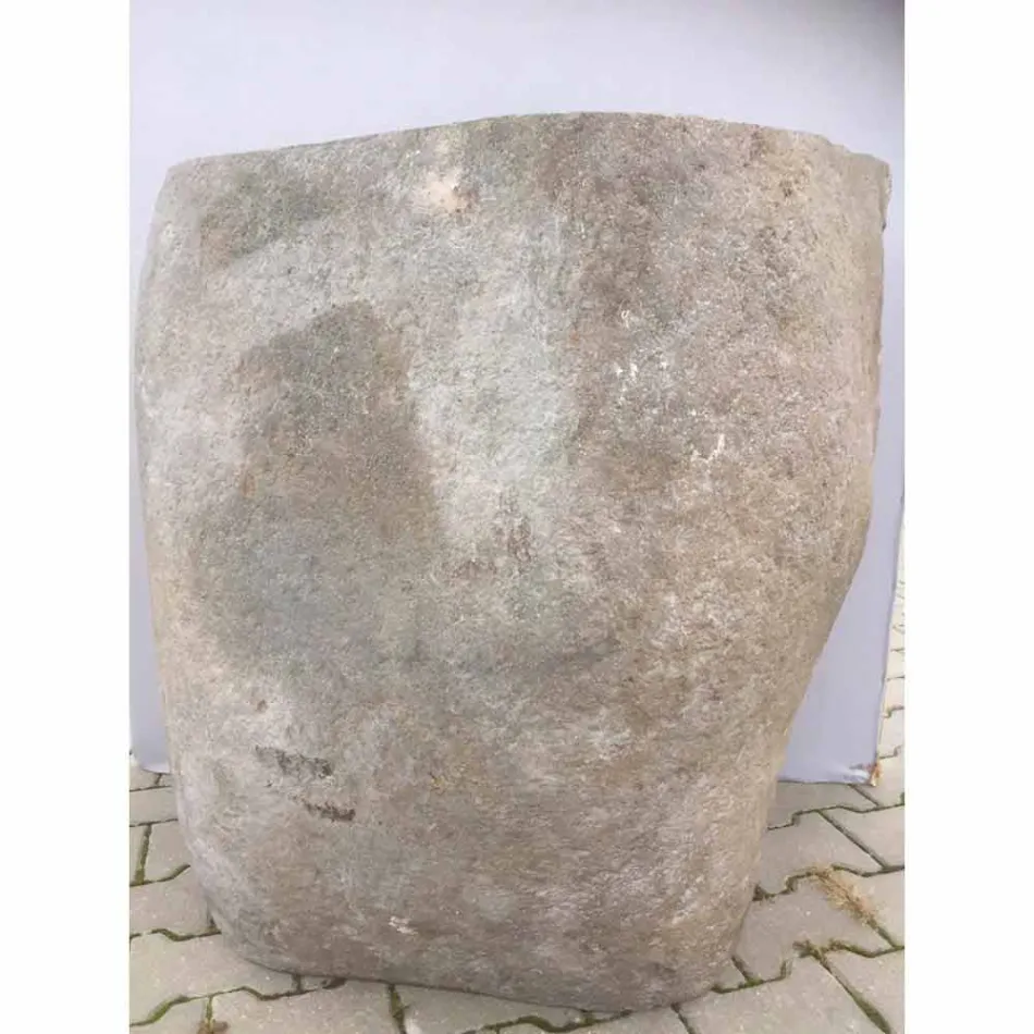 Návrh koupelny umyvadlo v přírodním kameně Moře, unikátní kus Viadurini