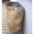 Návrh koupelny umyvadlo v přírodním kameně Moře, unikátní kus Viadurini