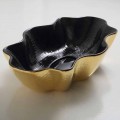 Umývadlo s čalouněním v černém a zlatém keramickém provedení vyrobené v Itálii Cubo