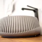 Kulaté umyvadlo na desku vyrobené z cementu a pryskyřice - Ibisco Viadurini