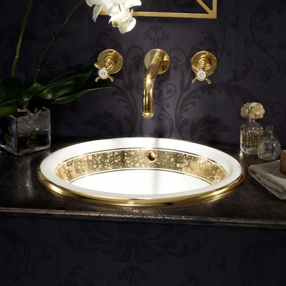 Polozapuštěné umyvadlo v provedení Fire Clay s páskou v různých povrchových úpravách - Botticino Viadurini