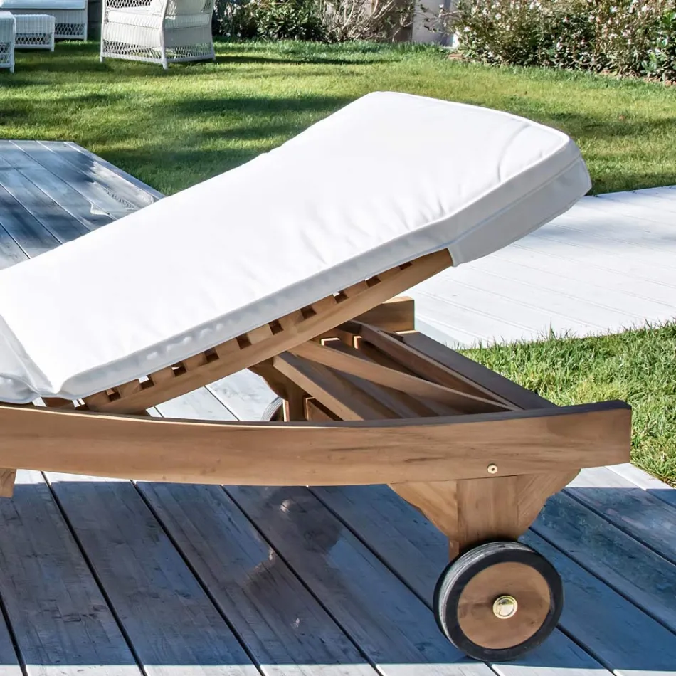 Venkovní lehátko z přírodního teaku - Yggdrasil Viadurini