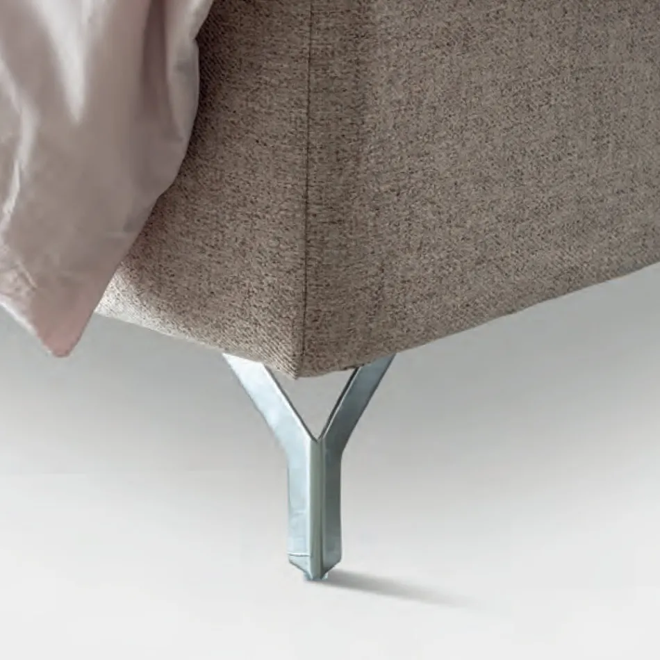 Manželská postel 160x190 s obvodovým volánkovým čelem a knoflíky - rest Viadurini