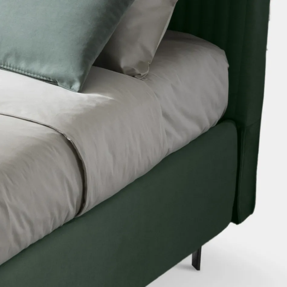 Manželská postel 160x190 s víceproužkovým prošíváním s úzkým pásem - Meduse Viadurini