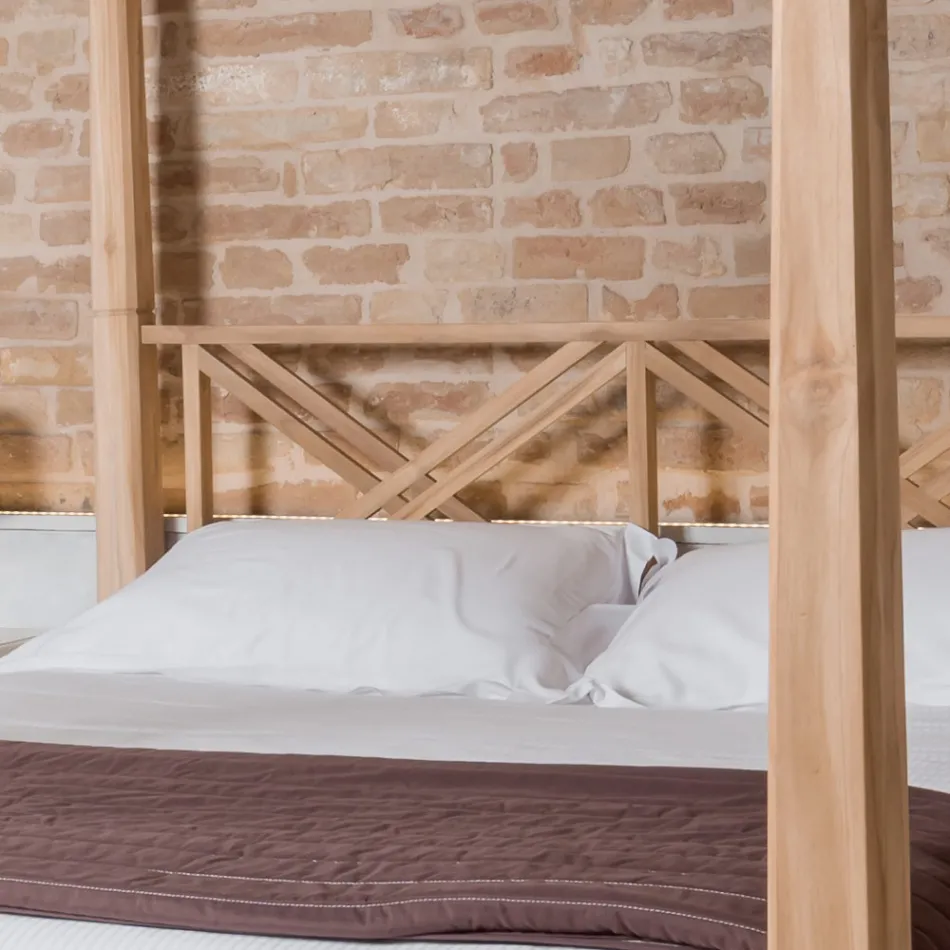 Manželská postel 160x200 s nebesy z masivního teakového dřeva - akvarel Viadurini