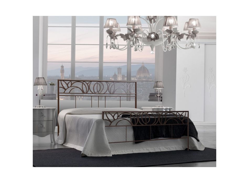 Manželská postel s koordinovaným kortenovým podnožím - Peter Viadurini