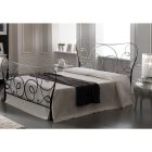 Manželská postel s podnožkou, matrací, polštáři a 2 nočními stolky - Lampo Viadurini