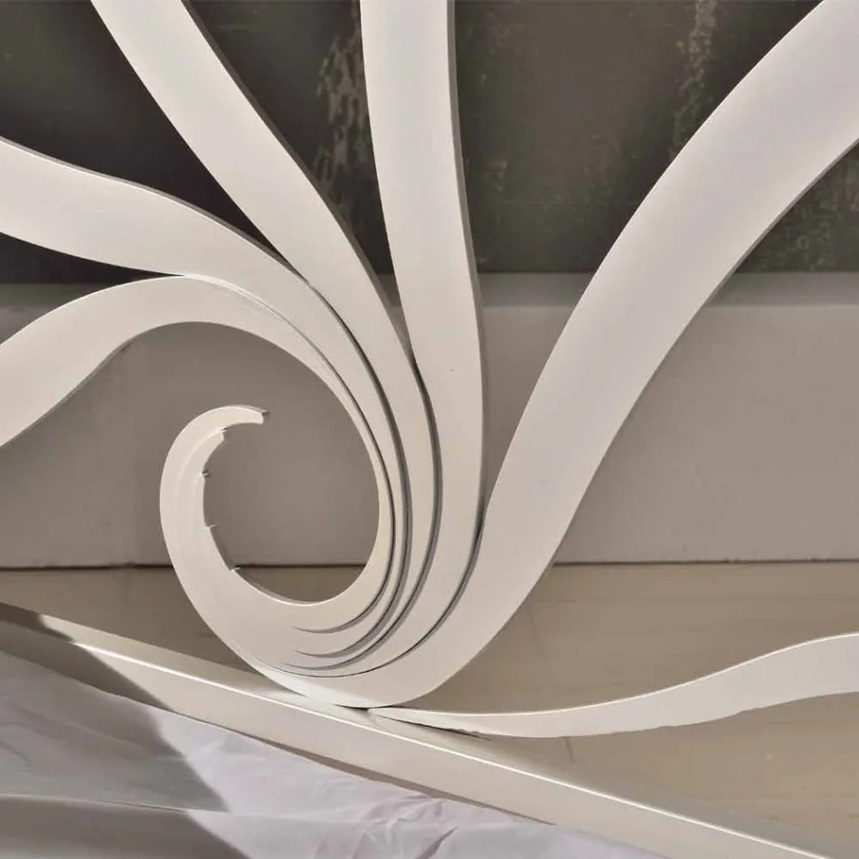 Double design žehličky se skleněnými dekoracemi v Edenu Viadurini