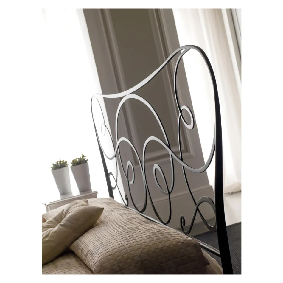 Železná manželská postel s volitelnou podnožkou Made in Italy - Lampo Viadurini