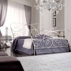 Železná manželská postel s volitelnou podnožkou Made in Italy - Lampo Viadurini