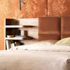 Grilli York vyrobil z Itálie masivní dřevěné čalouněné dvoulůžko Viadurini