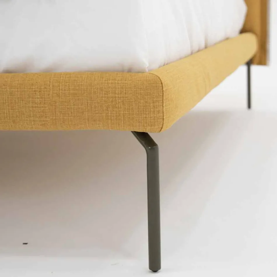 Manželská postel v látce s kovovými nohami vyrobená v Itálii - Glorio Viadurini