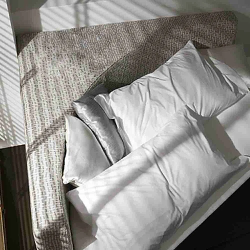 Moderní kulatá manželská postel s úhlovým čelo vyrobeným v Itálii - Tima Viadurini