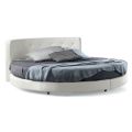 Designová kulatá manželská postel potažená umělou kůží - Faenza