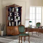 Intarzovaná knihovna z ořechového dřeva Bassano s dvířky Made in Italy - Commodo Viadurini