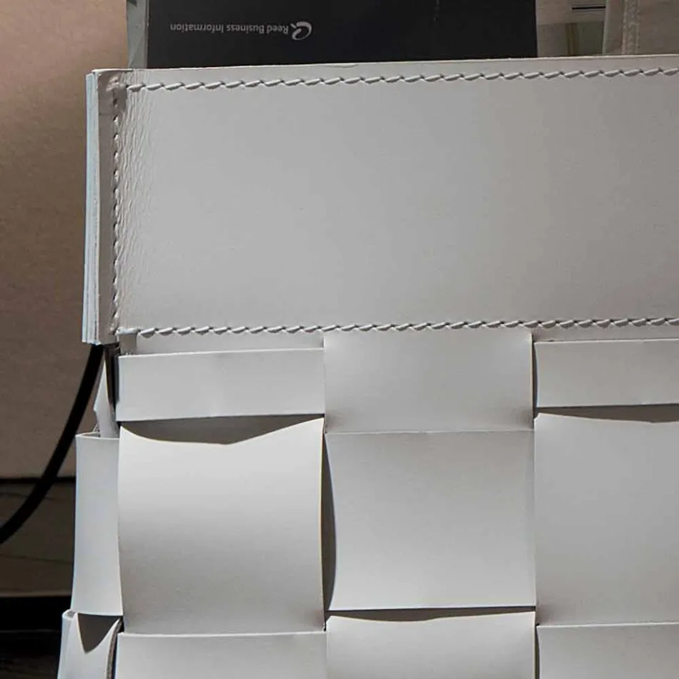 Designový nástěnný regál Lory navržený v Itálii Viadurini