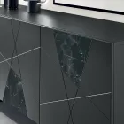 Příborník se 3 dvířky z lakovaného MDF s pantografem a skleněnými vložkami s mramorovým efektem - Danila Viadurini