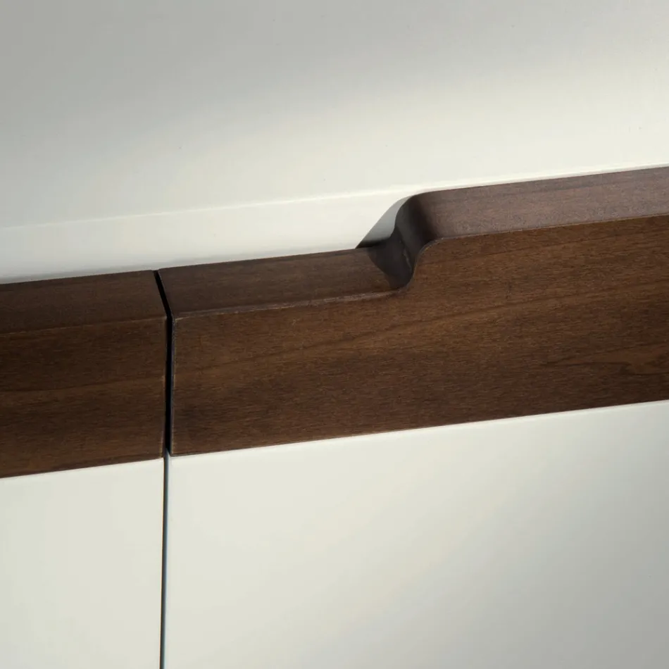 Příborník s konstrukcí v bílé barvě Mdf 2 Iron Feet Made in Italy - Coral Viadurini