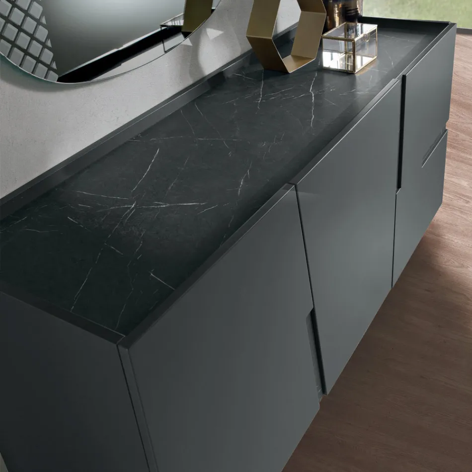 Příborník do obývacího pokoje se 3 dvířky z lakovaného MDF, vyrobeno v Itálii - Elena Viadurini