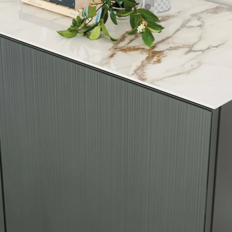 Příborník do obývacího pokoje s ocelovou základnou a melaminovou konstrukcí - Adriel Viadurini