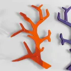 Nástěnná police z plexiskla s háčky na kabáty vyrobená v Itálii - neon Viadurini