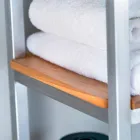 Sloupková koupelnová skříňka z teaku a oceli se 4 otevřenými policemi - Tamburino Viadurini