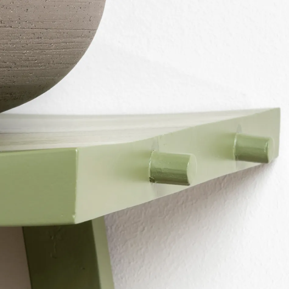 Samostatně stojící koupelnová skříňka s teakovým povrchem a velkou zelenou policí - Raomi Viadurini