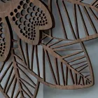 Nástěnné hodiny ze světlého nebo tmavého dřeva s moderním květinovým designem - Aquilegia Viadurini