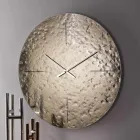 Nástěnné hodiny z vlnitého taveného skla s mosaznými ručičkami - Radia Viadurini