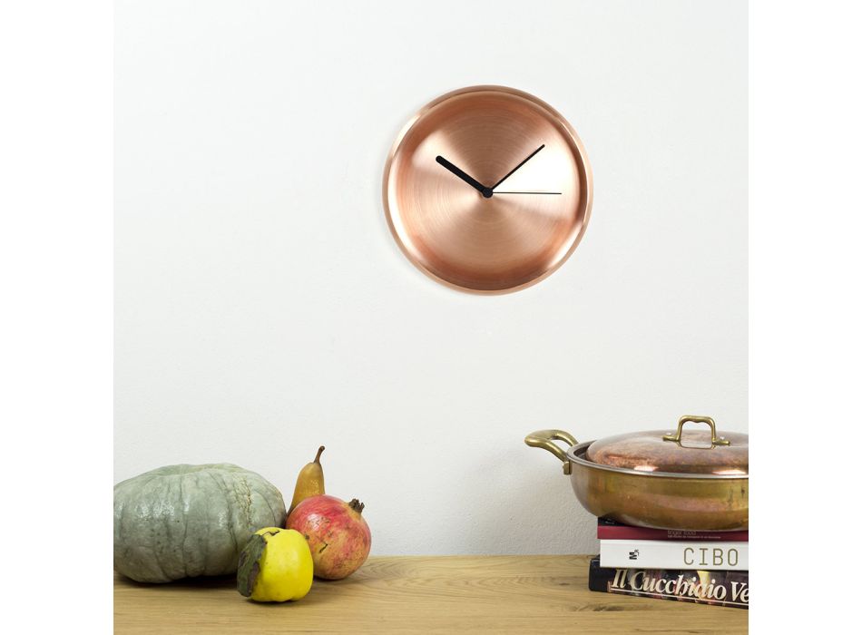 Kulaté nástěnné hodiny v leštěném měděném provedení Vyrobeno v Itálii - Ogio Viadurini