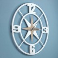 Velké nástěnné hodiny design v Shabby White a Brown Wood - závěs