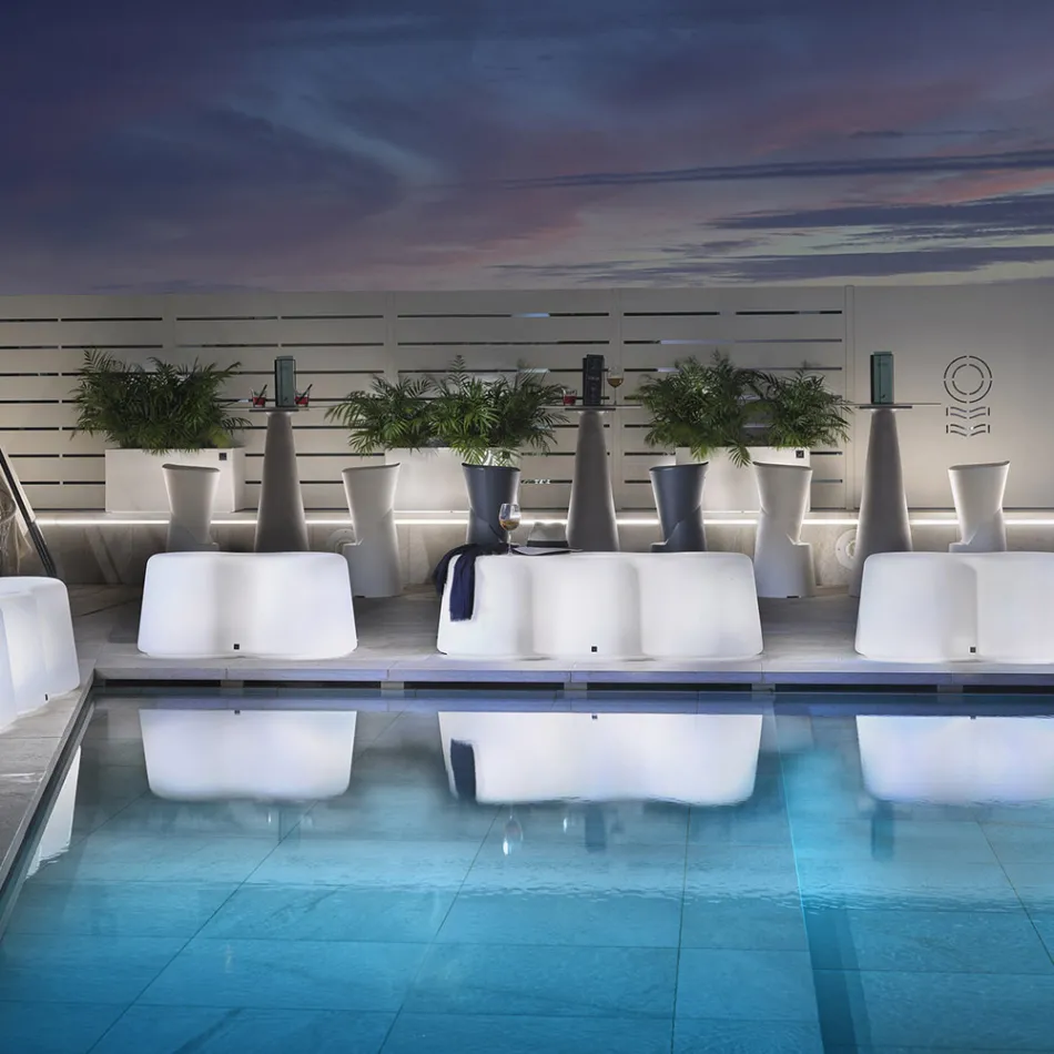 Venkovní vlnitá lavička z polyetylenu Made in Italy - Brenda Viadurini