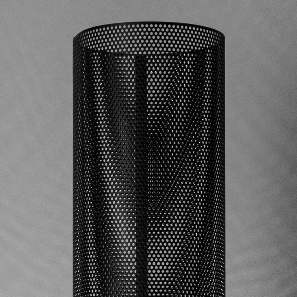 Stojací lampa s perforovaným kovovým difuzorem Made in Italy - Come Viadurini