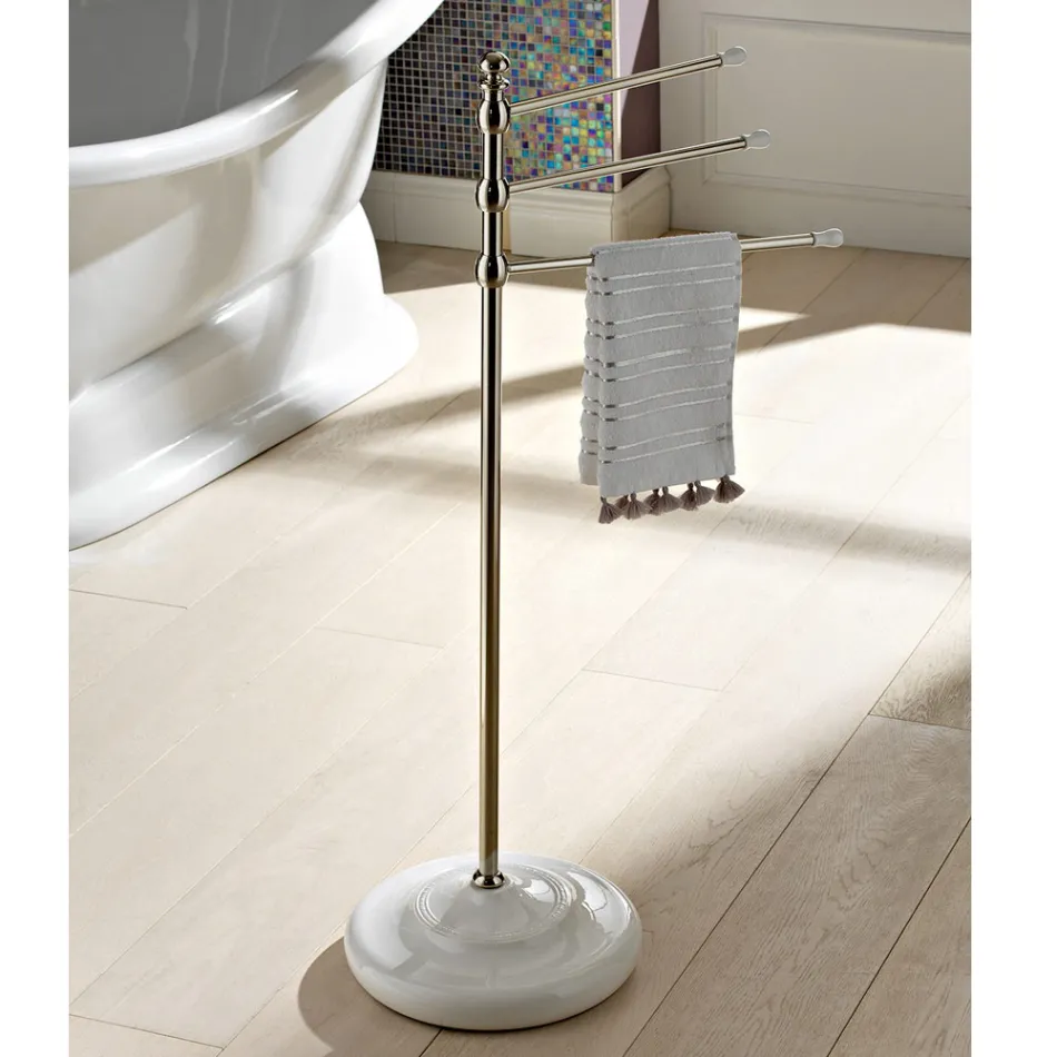 Vintage 3ramenný stojan na ručníky z mosazi a keramiky - Lyon Viadurini