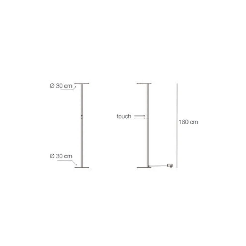 Stojací lampa z kovu s různými povrchovými úpravami vyrobená v Itálii - Lumi Viadurini