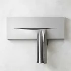 Horizontální designová hydraulická sálavá deska z oceli do 820 W - řez Viadurini