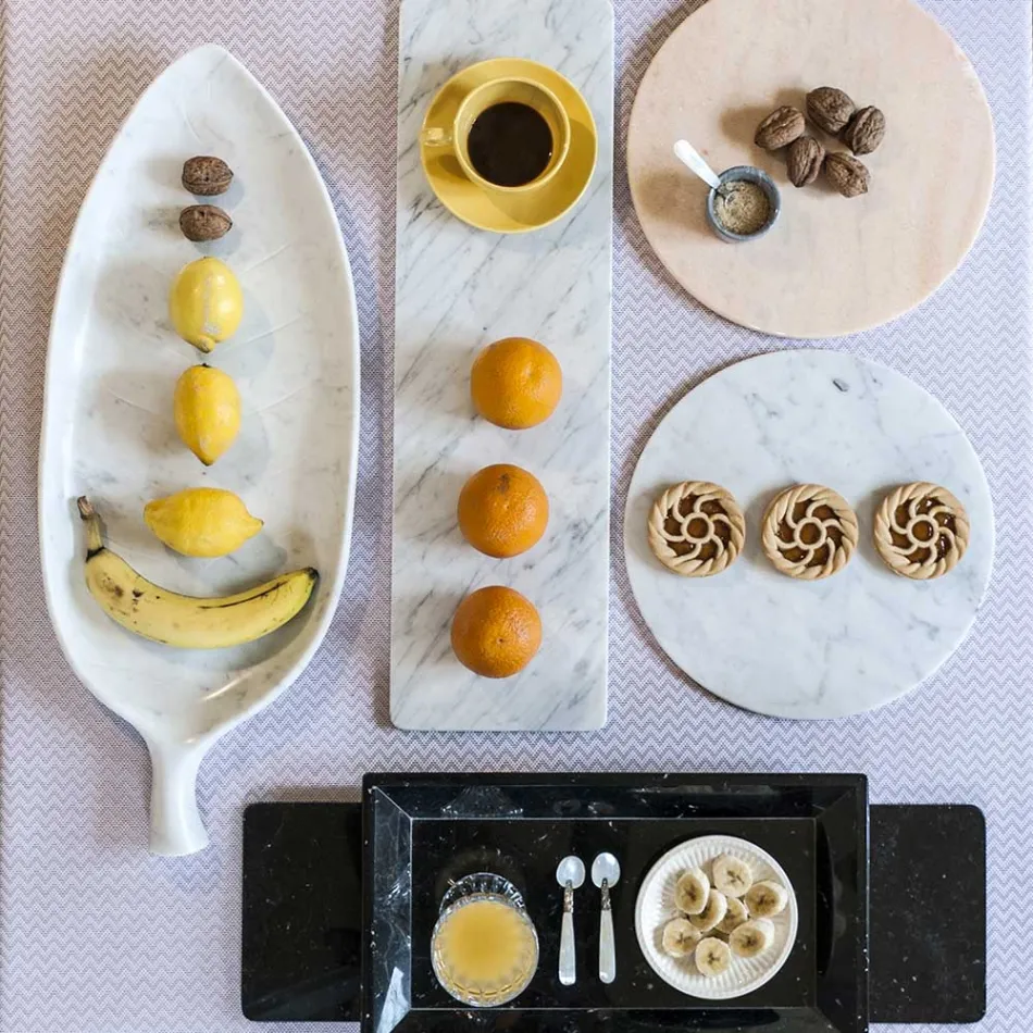 Kulatý sýrový talíř v bílém nebo černém mramoru vyrobený v Itálii - Kirby Viadurini