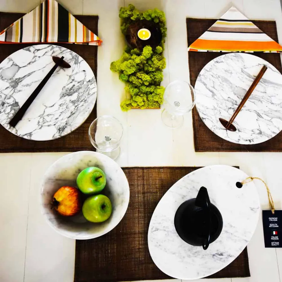 Kulatý servírovací talíř v bílém mramoru Carrara vyrobený v Itálii - Kamil Viadurini