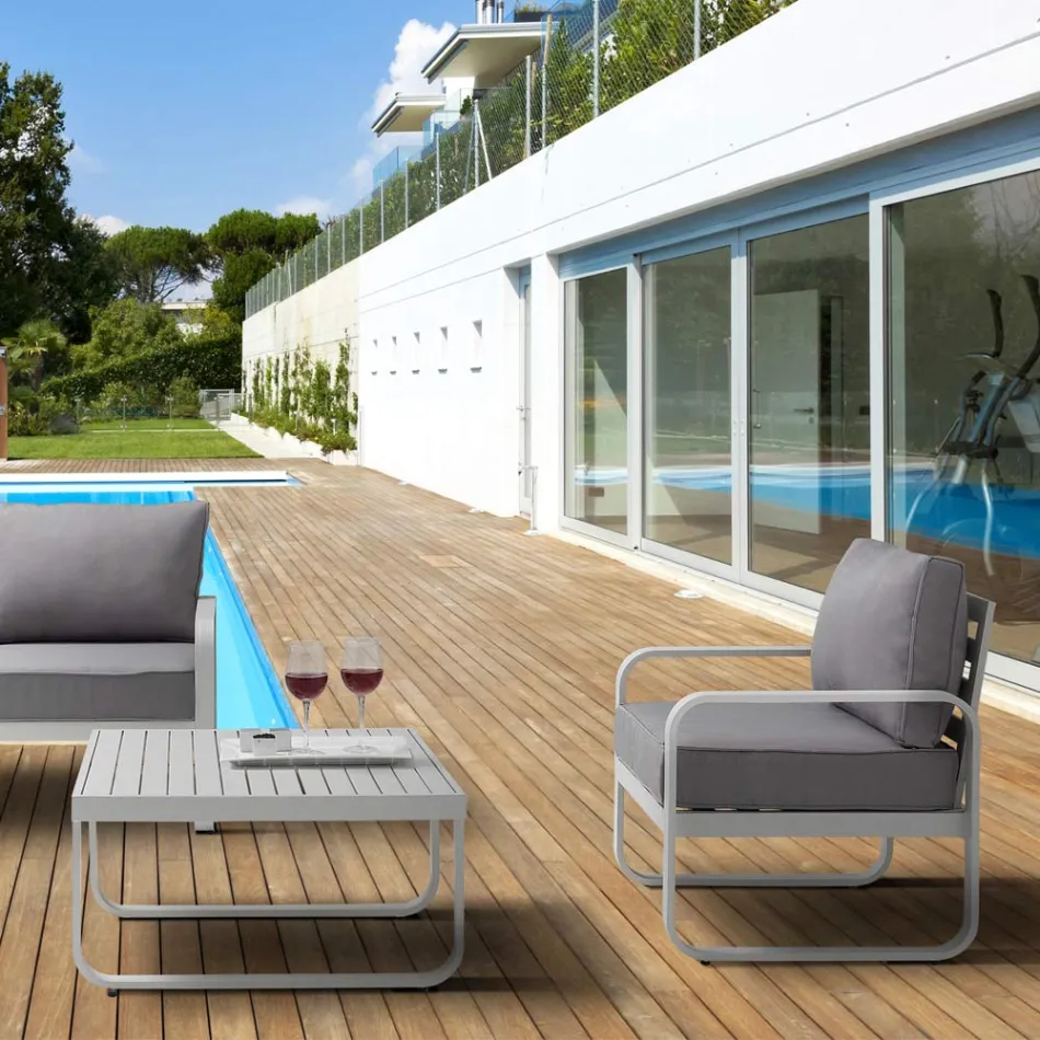 Zahradní křeslo z matného slonovinově bílého hliníku a šedých polštářů - Avoir Viadurini