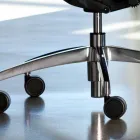 Ergonomická otočná kancelářská židle s kolečky a opěrkou hlavy - Gimiglia Viadurini