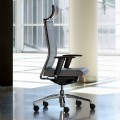 Ergonomická otočná kancelářská židle s kolečky a opěrkou hlavy - Gimiglia
