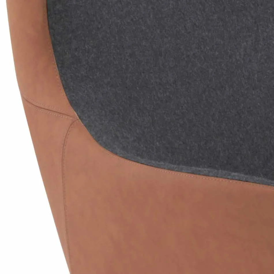 Otočné kožené křeslo s dřevěnou základnou vyrobené v Itálii - motýl Viadurini